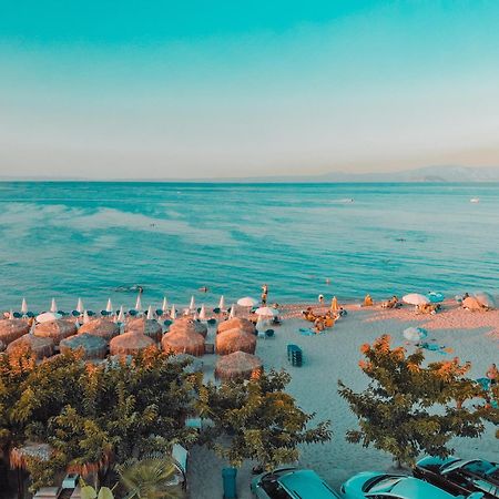 Aleksia Seaside Deluxe Apartment 페프코초리 외부 사진