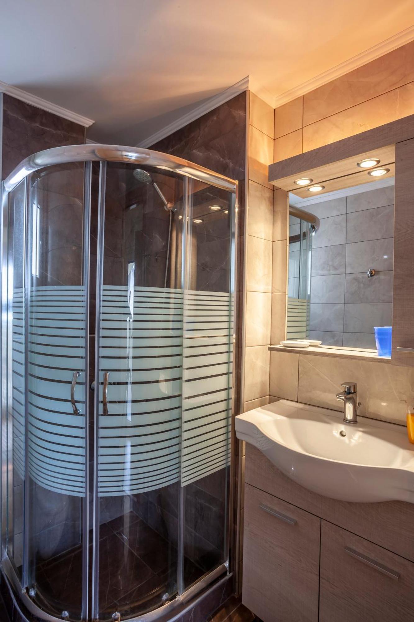 Aleksia Seaside Deluxe Apartment 페프코초리 외부 사진