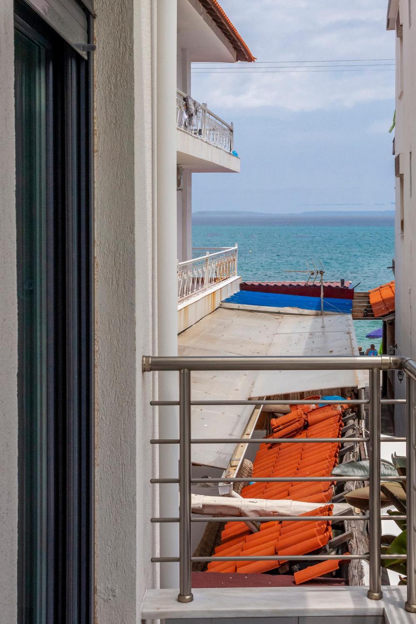 Aleksia Seaside Deluxe Apartment 페프코초리 외부 사진